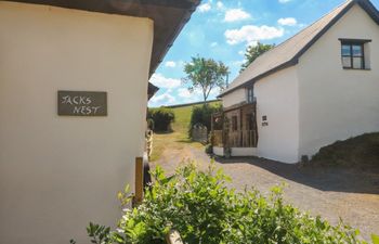 Owl's Nest Holiday Cottage