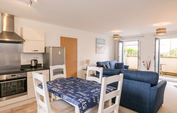 Stone's Throw Apartment