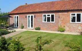 Photo of Moat Farm Cottage