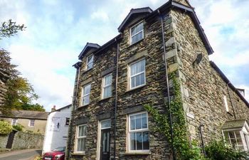 Loughrigg View Holiday Cottage