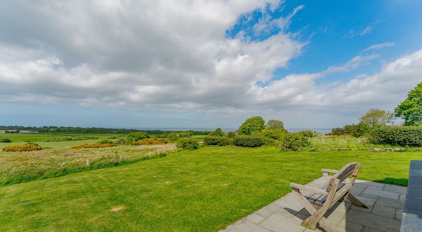 Photo of Crown Cottage