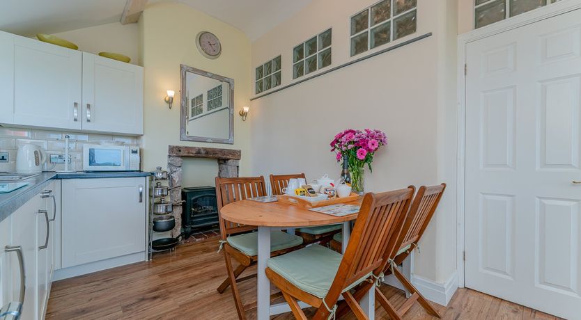 Photo of Crown Cottage