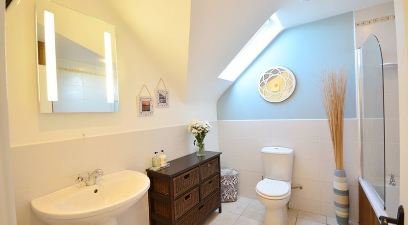 Photo of Doras Dearg - Perfect Dingle Den!