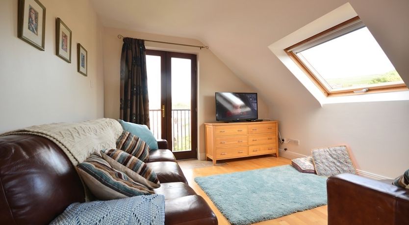 Photo of Doras Dearg - Perfect Dingle Den!