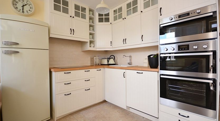 Photo of Park Lane - Modern Luxury Home