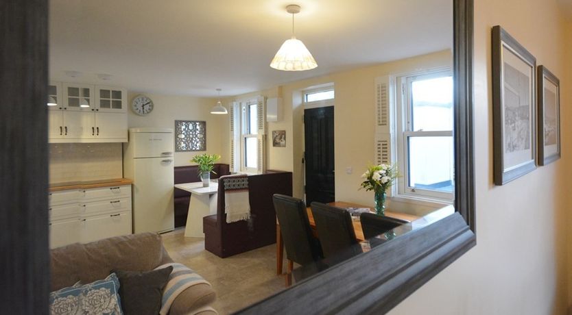 Photo of Park Lane - Modern Luxury Home