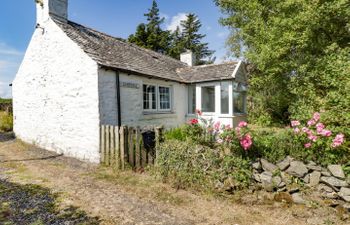 Camphill Holiday Cottage