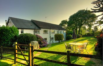 The East Wing Holiday Cottage