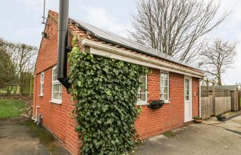 Wee Woody Holiday Cottage