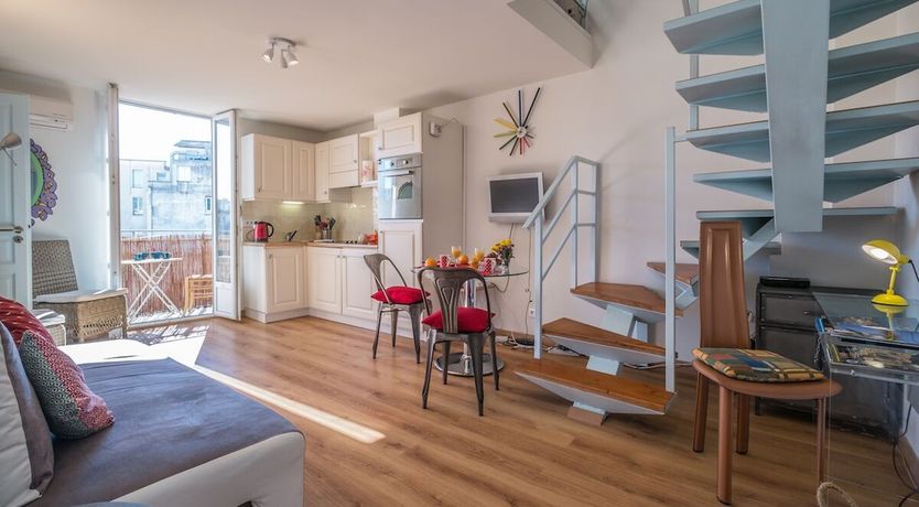 Photo of Massena - Sunny Balcony & Lift!