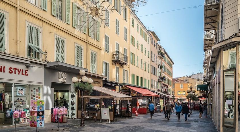 Photo of Massena - Sunny Balcony & Lift!