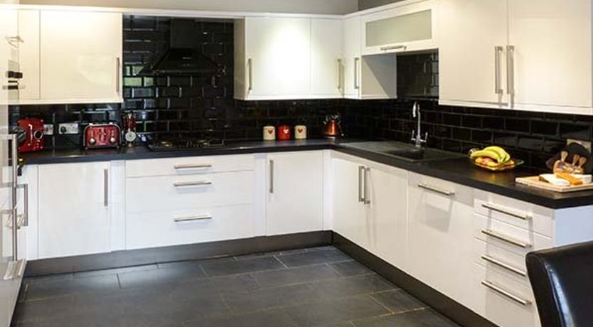 Photo of Pinnacle View