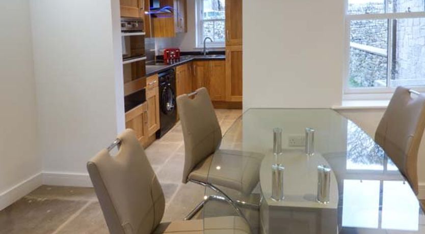 Photo of 2 Primitive Croft