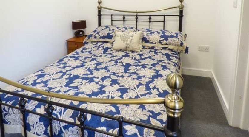 Photo of 2 Primitive Croft