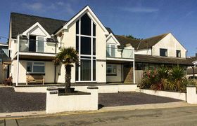 Photo of glan-y-mor