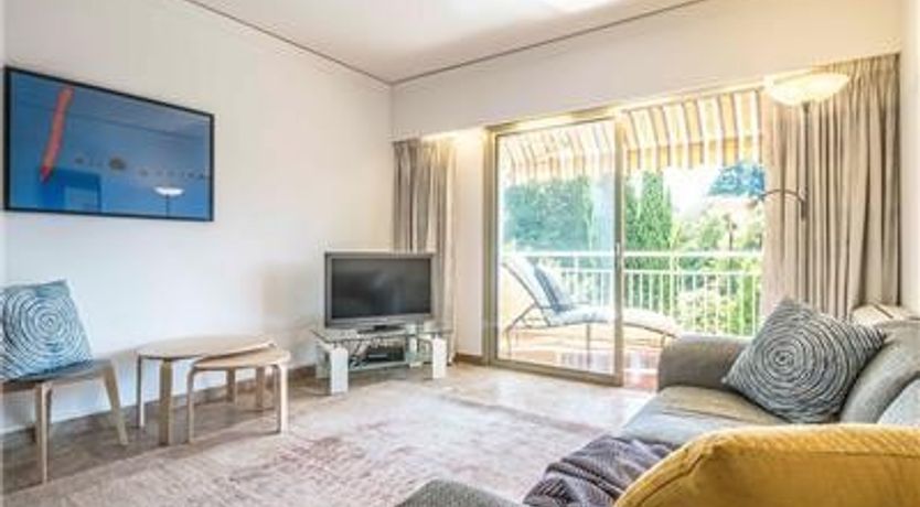 Photo of Mimosa - Stylish & Relaxing