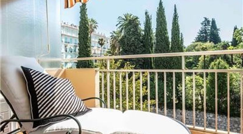 Photo of Mimosa - Stylish & Relaxing