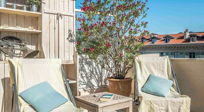 Photo of La Terrasse - Large Terrace & Great Location