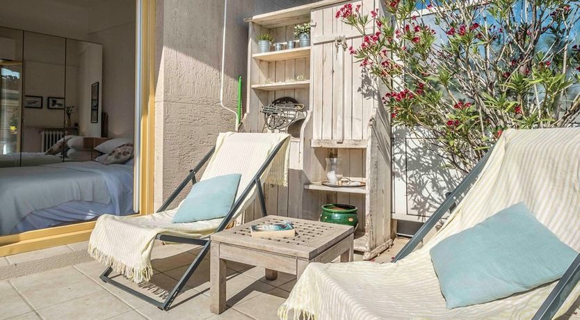 Photo of La Terrasse - Large Terrace & Great Location