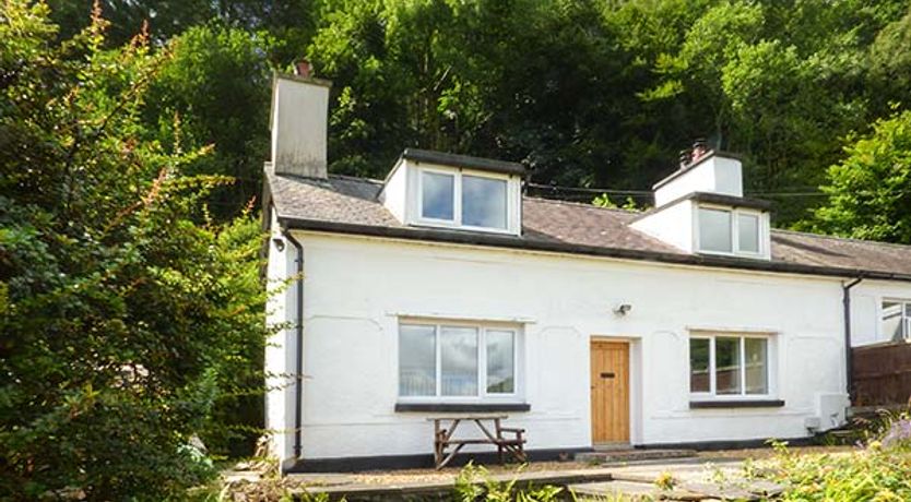 Photo of 2 Ysgubor Gerrig