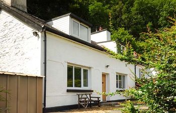 2 Ysgubor Gerrig Holiday Cottage