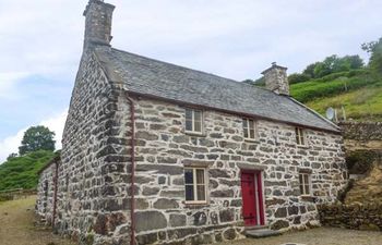 Tyn Llwyn Holiday Cottage