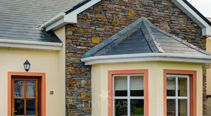 Photo of Luxury Dingle Townhouse 