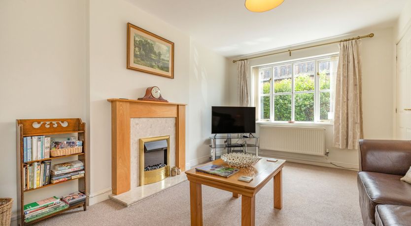 Photo of 4 Aldelyme Court