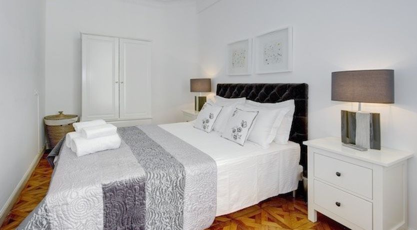 Photo of Minuet - Middle of vibrant Carré D’or!