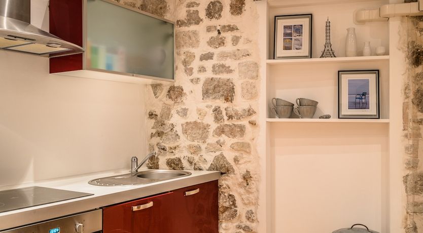 Photo of Pebble Loft - Spacious & Contempoary