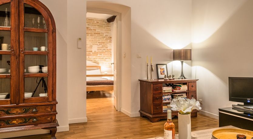 Photo of Pebble Loft - Spacious & Contempoary