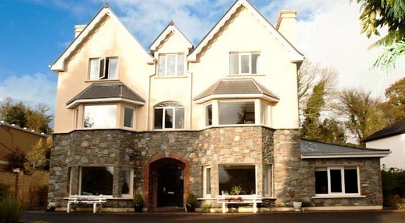 Photo of Killarney Manor House