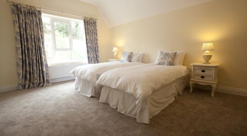 Photo of Killarney Manor House