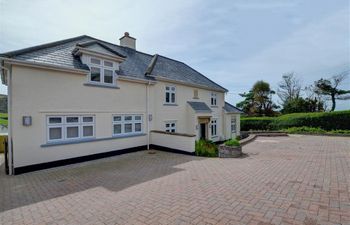 Beach House, Woolacombe Holiday Home