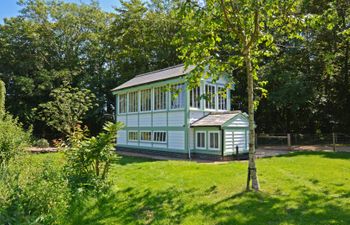 The Signal Box Holiday Cottage