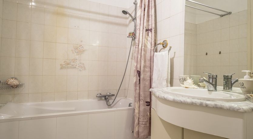 Photo of Verdi- Elegant and Spacious!