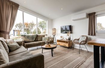 Biebosch Holiday Home