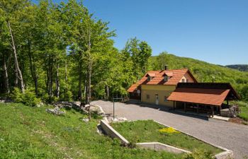 Vršak Holiday Home