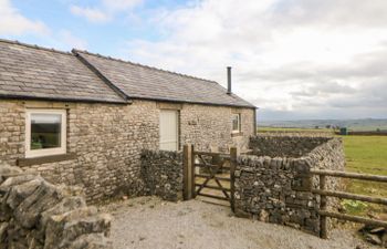 Five Wells Barn Holiday Cottage