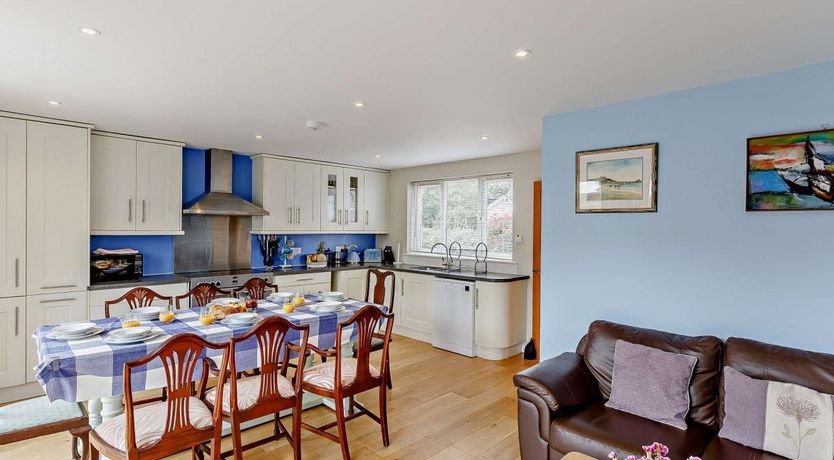 Photo of 4 Bed in Bude