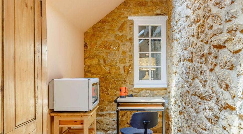 Photo of 3 Bed in Stoke Abbott