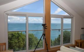 Photo of in Torquay  (51143)