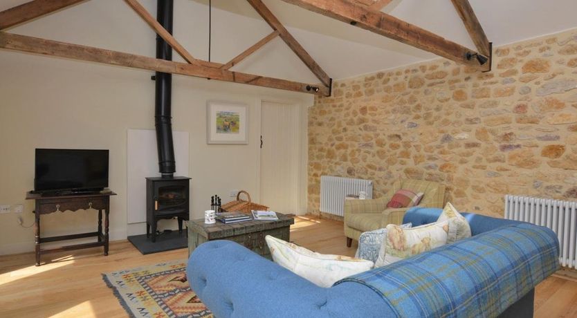 Photo of 1 Bed in Stoke Abbott