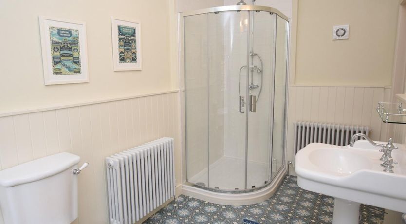 Photo of 1 Bed in Stoke Abbott