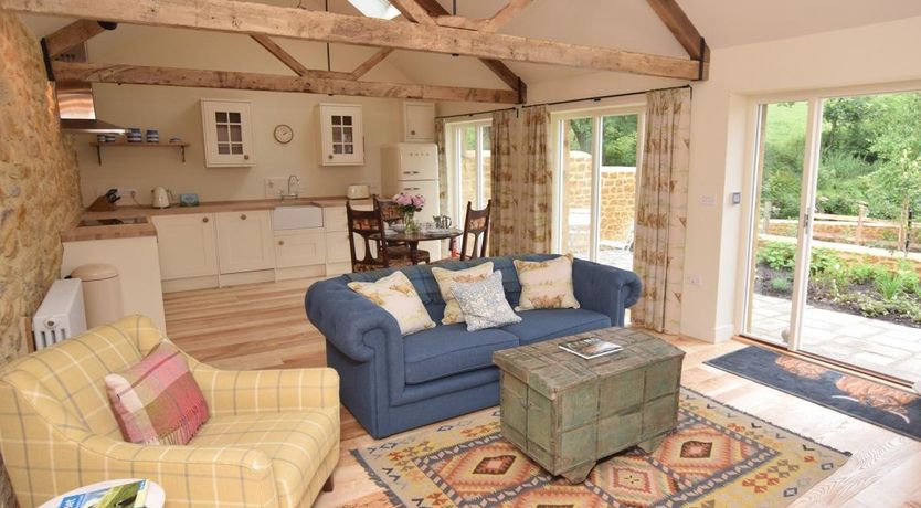 Photo of 1 Bed in Stoke Abbott