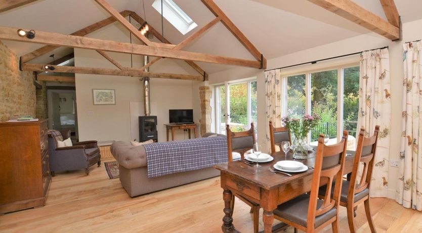 Photo of 2 Bed in Stoke Abbott