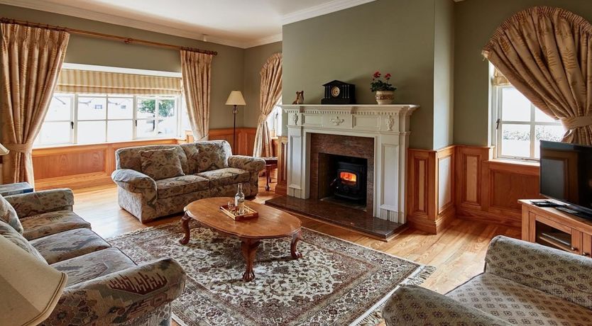 Photo of 5-Star Killarney Family Home 