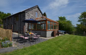 Ty Gwair Holiday Cottage