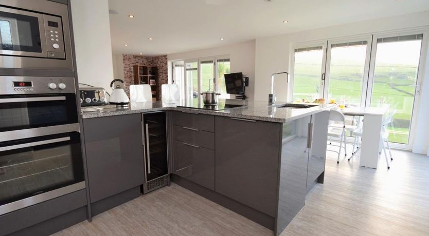 Photo of 3 Bed in Woolacombe