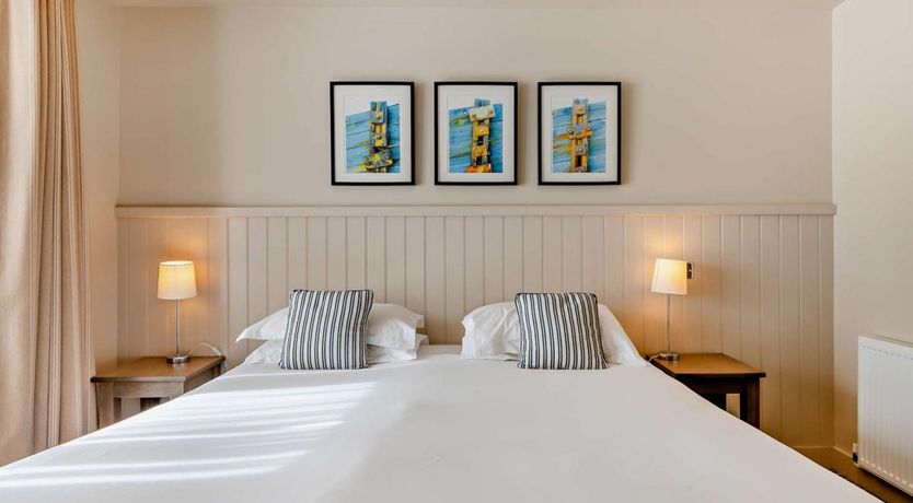 Photo of 2 Bed in Saundersfoot